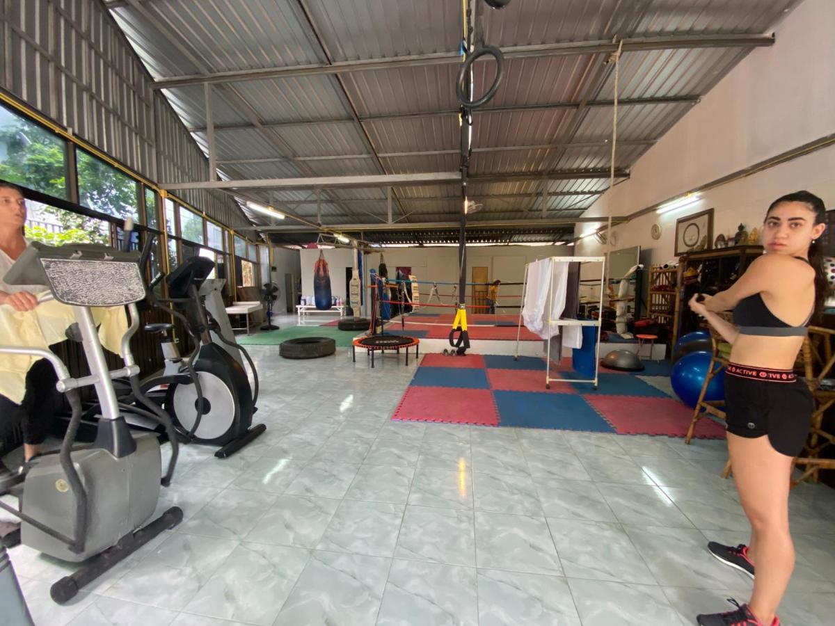 Jungle Gym Hotel Haad Rin Exterior foto